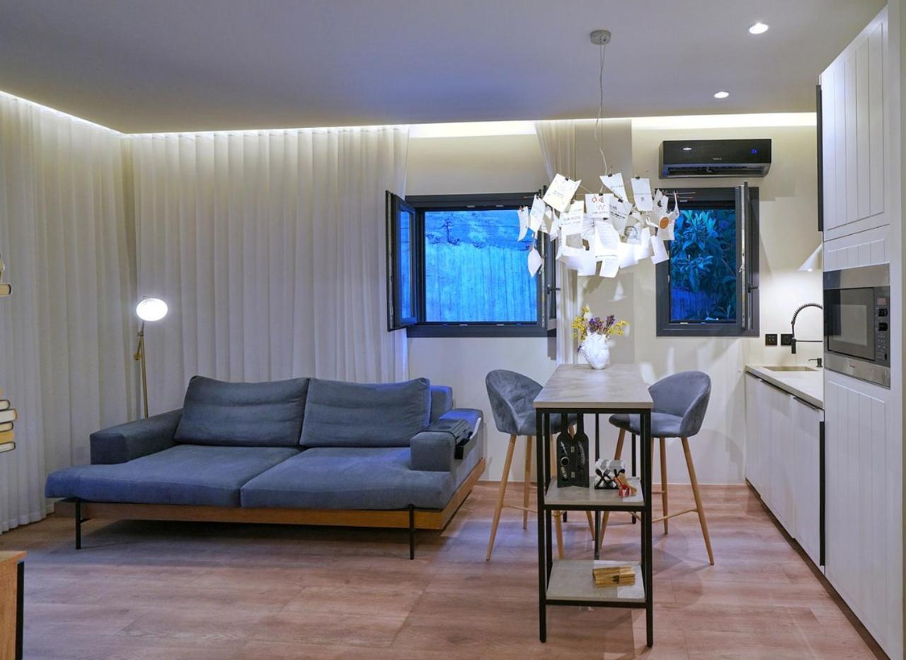 P Faliro Riviera Suite Athena Bagian luar foto