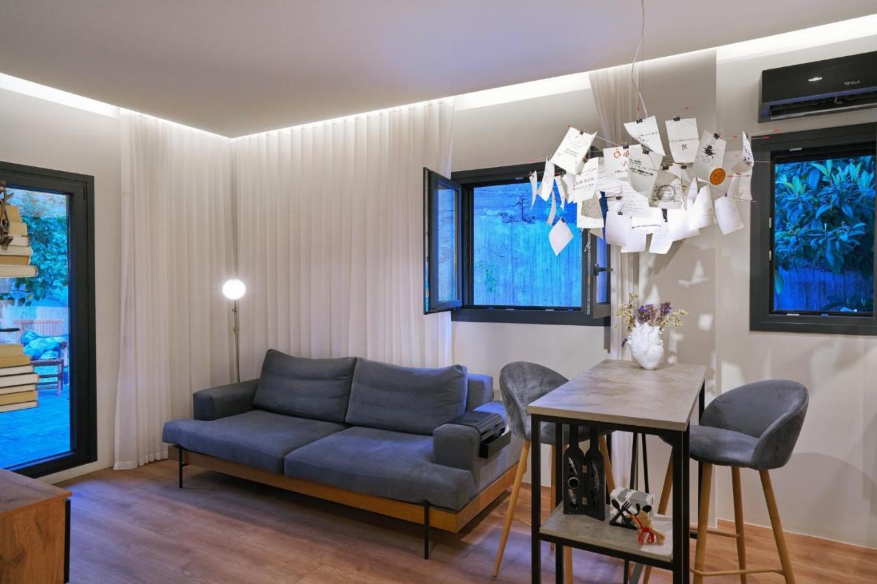 P Faliro Riviera Suite Athena Bagian luar foto