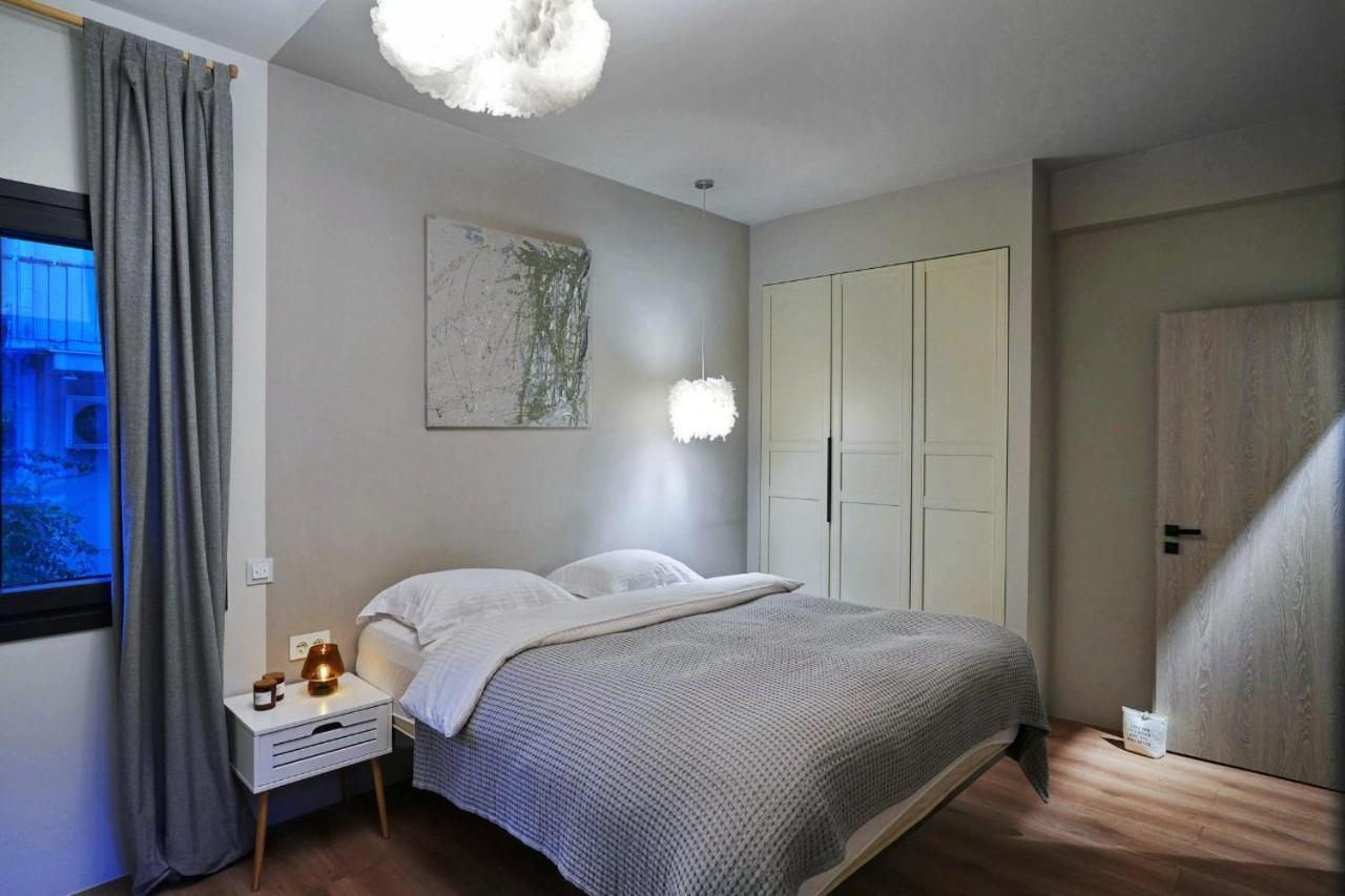 P Faliro Riviera Suite Athena Bagian luar foto
